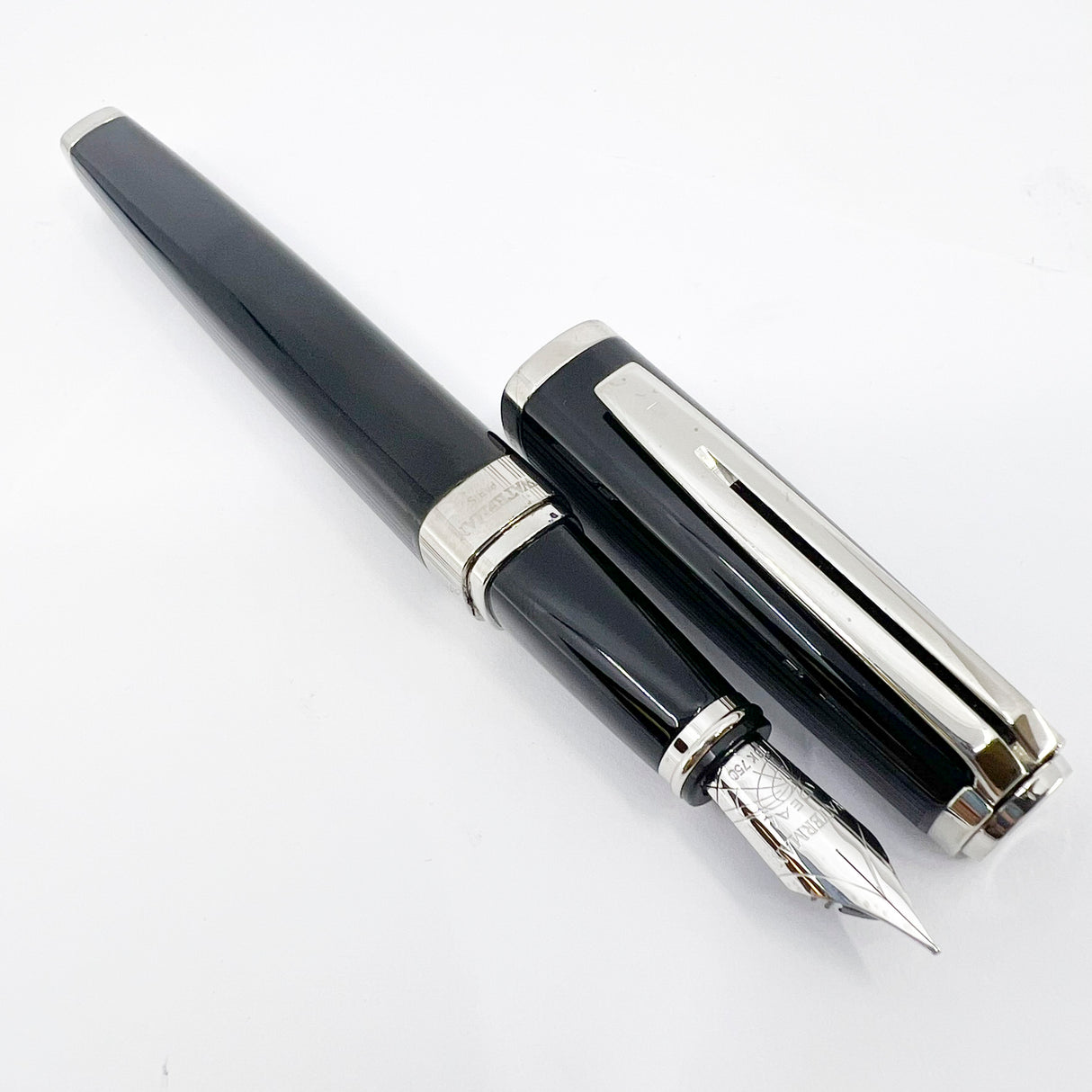Waterman Oversized Exception Black Fountain Pen - 4-Sided Body with 2 Sides of Charcoal Stripes - Medium 18kt Gold Nib