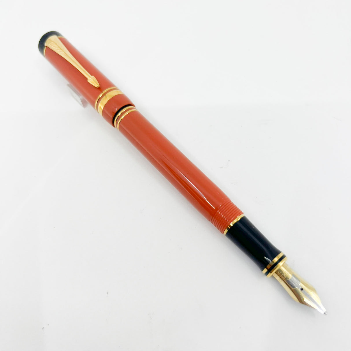 Parker International Duofold Orange Fountain Pen - Medium 18kt Gold Nib