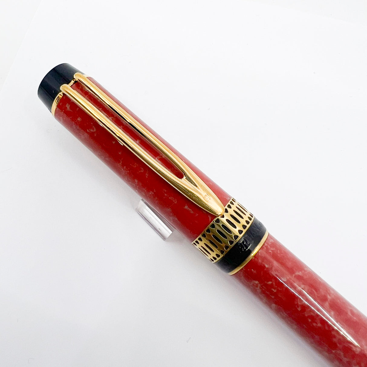 Waterman Patrician Red Coral Marble Fountain Pen- Fine 18kt Gold Nib