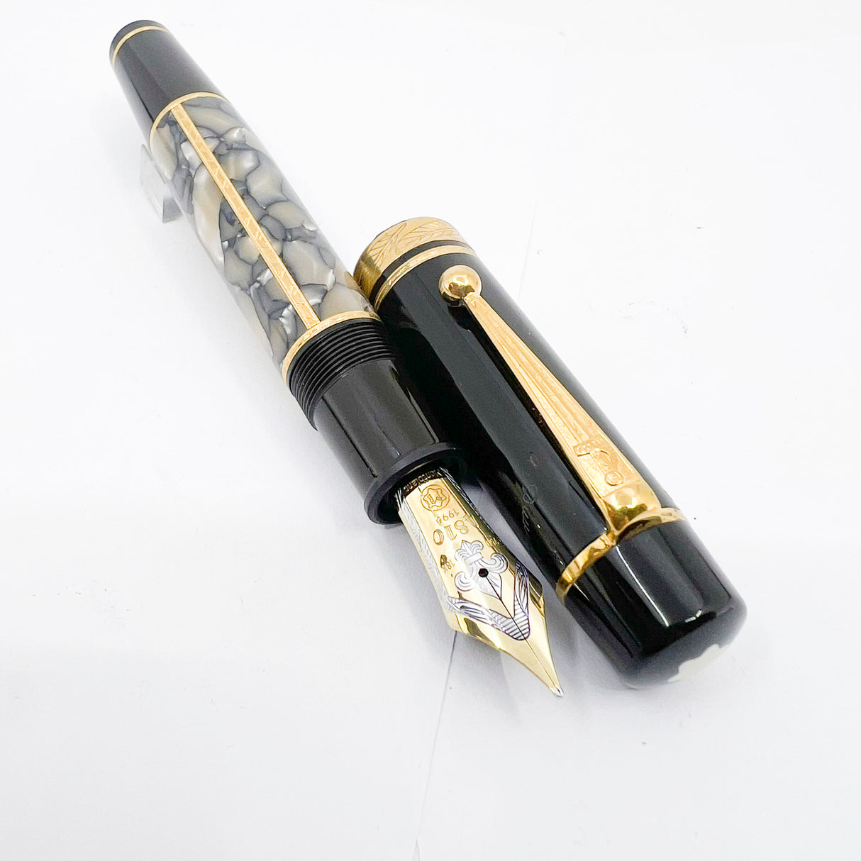 Montblanc Alexandre Dumas Writer Series Limited Edition Fountain Pen (Incorrect Signature) - Medium 18kt Gold Nib