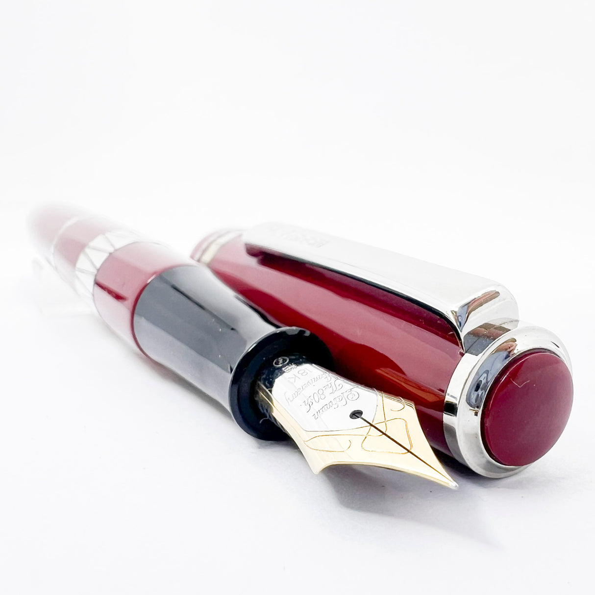 PLATINUM Mother of Pearl 80th Anniversary Fountain Pen Special Anniversary 1999 - Extra Fine 18kt Gold Nib