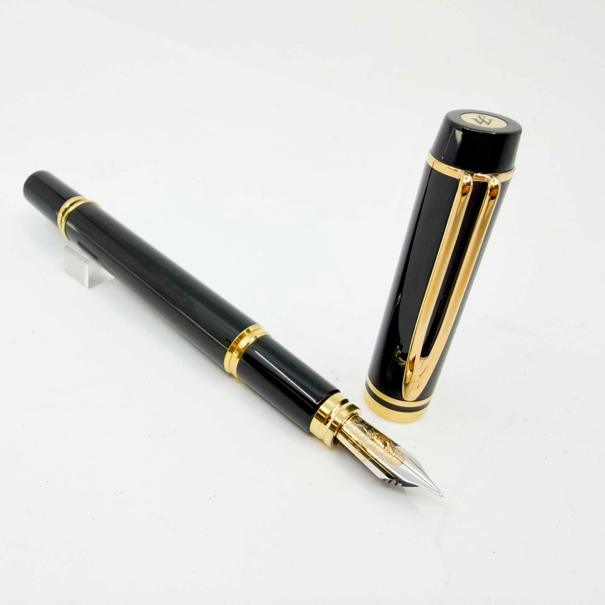 Waterman Man 100 Fountain Pen - Fine 18kt Gold Nib