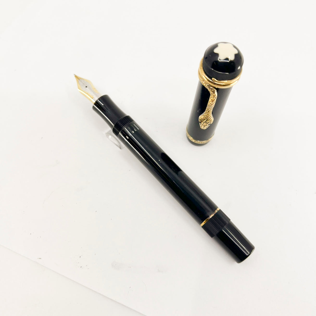 Montblanc Agatha Christie Vermeil (Gold Plating Over Sterling Silver) Limited Edition Fountain -Medium 18 Kt Gold Nib Pen - Medium 18kt Gold Nib (Copy)