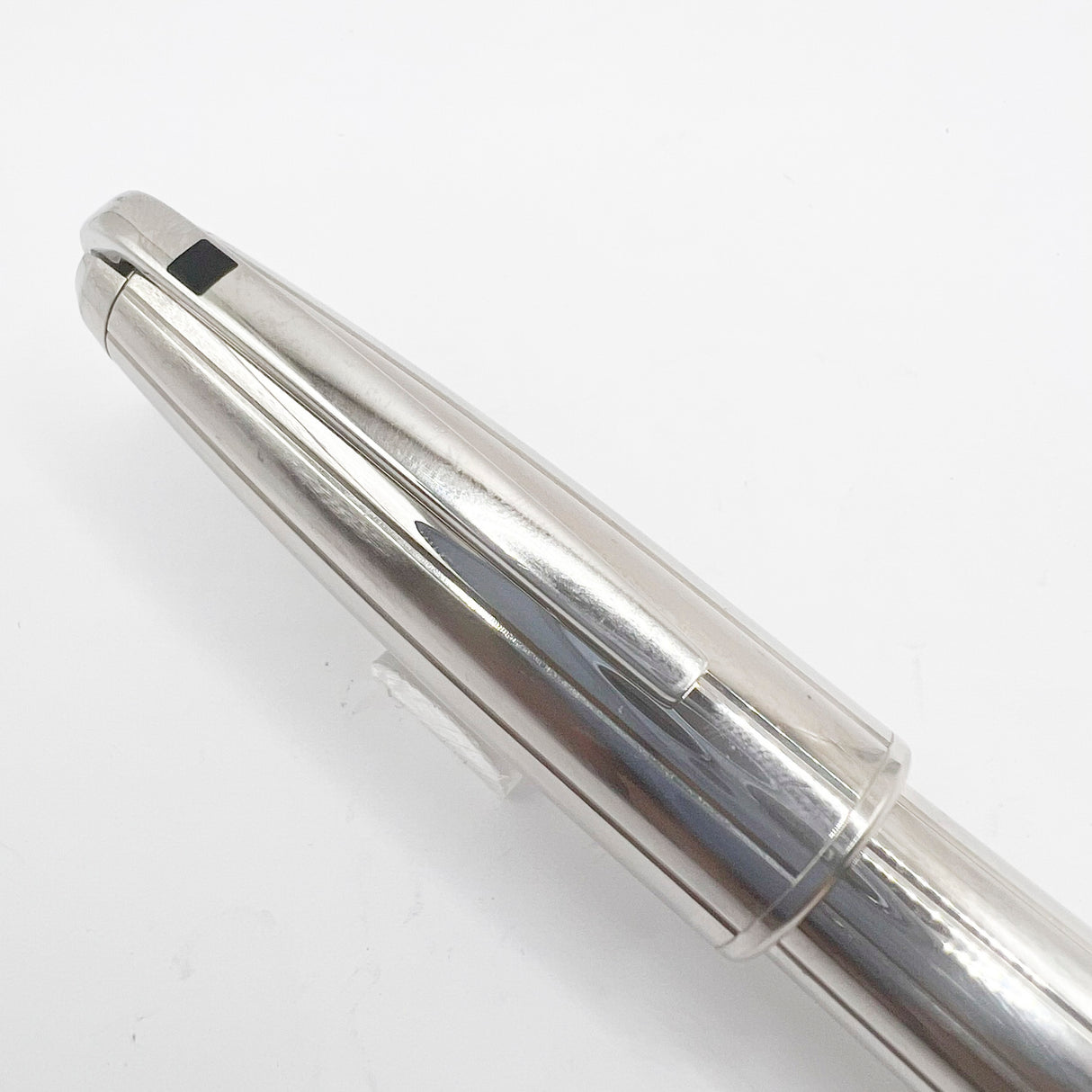S. T. Dupont Orpheo (Largest Size) Palladium Plated Fountain Pen - Fine 18kt Gold Nib