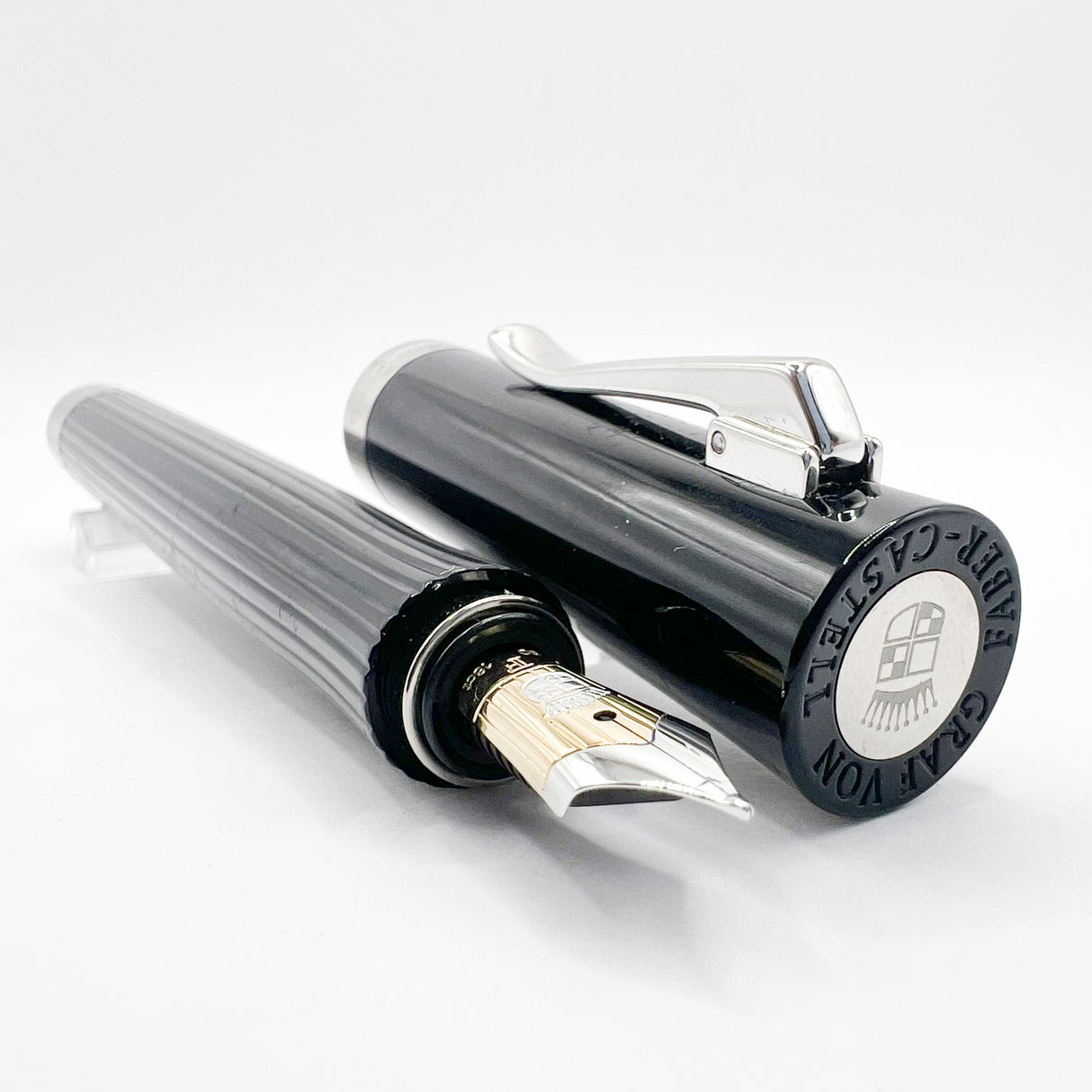 Graf von Faber Castell Intuition Fountain Pen - Black Smooth Resin Cap/Black Fluted Resin Barrel - Fine 18kt Gold Nib