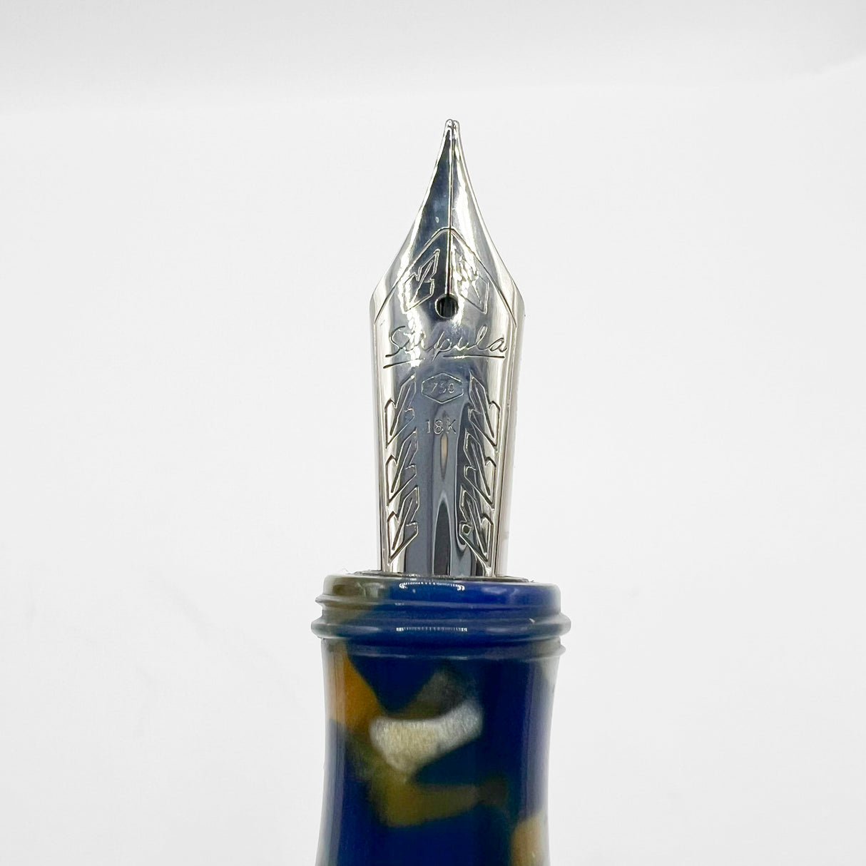 Stipula Etruria Champagne Faceted Limited Edition Fountain Pen - Medium 18kt Gold Nib - Only 88 Pens Made!