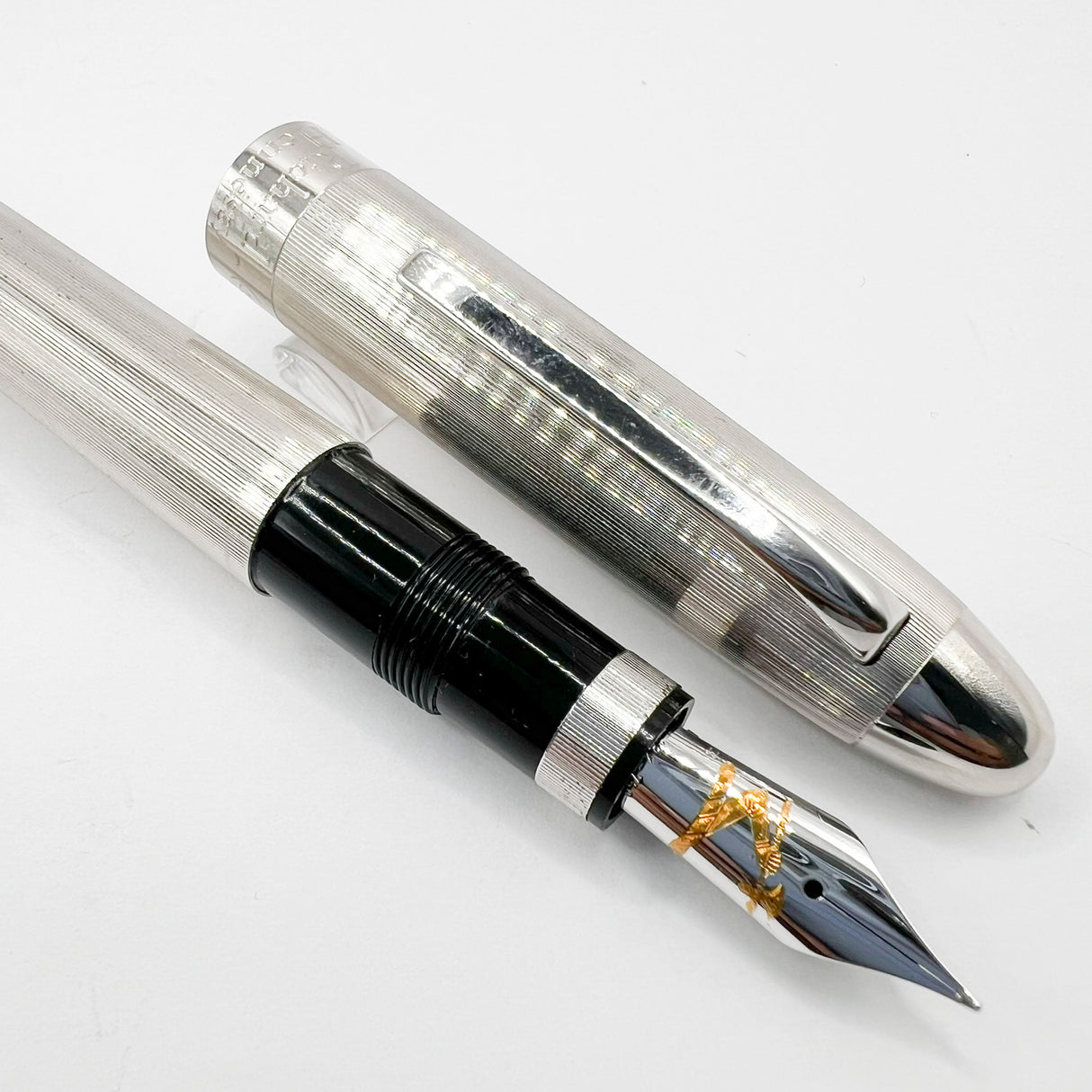 OMAS Large Ogiva Style Richard Hennessy Cognac Special Edition Fountain Pen - Medium 18kt Gold Nib