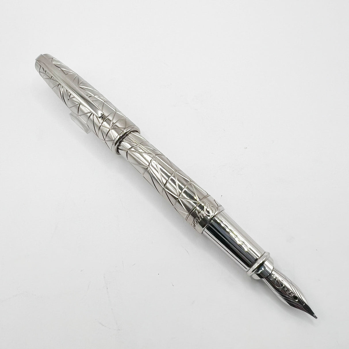 S.T. Dupont Olympio Graphic Fountain Pen - Medium 18kt Gold Nib