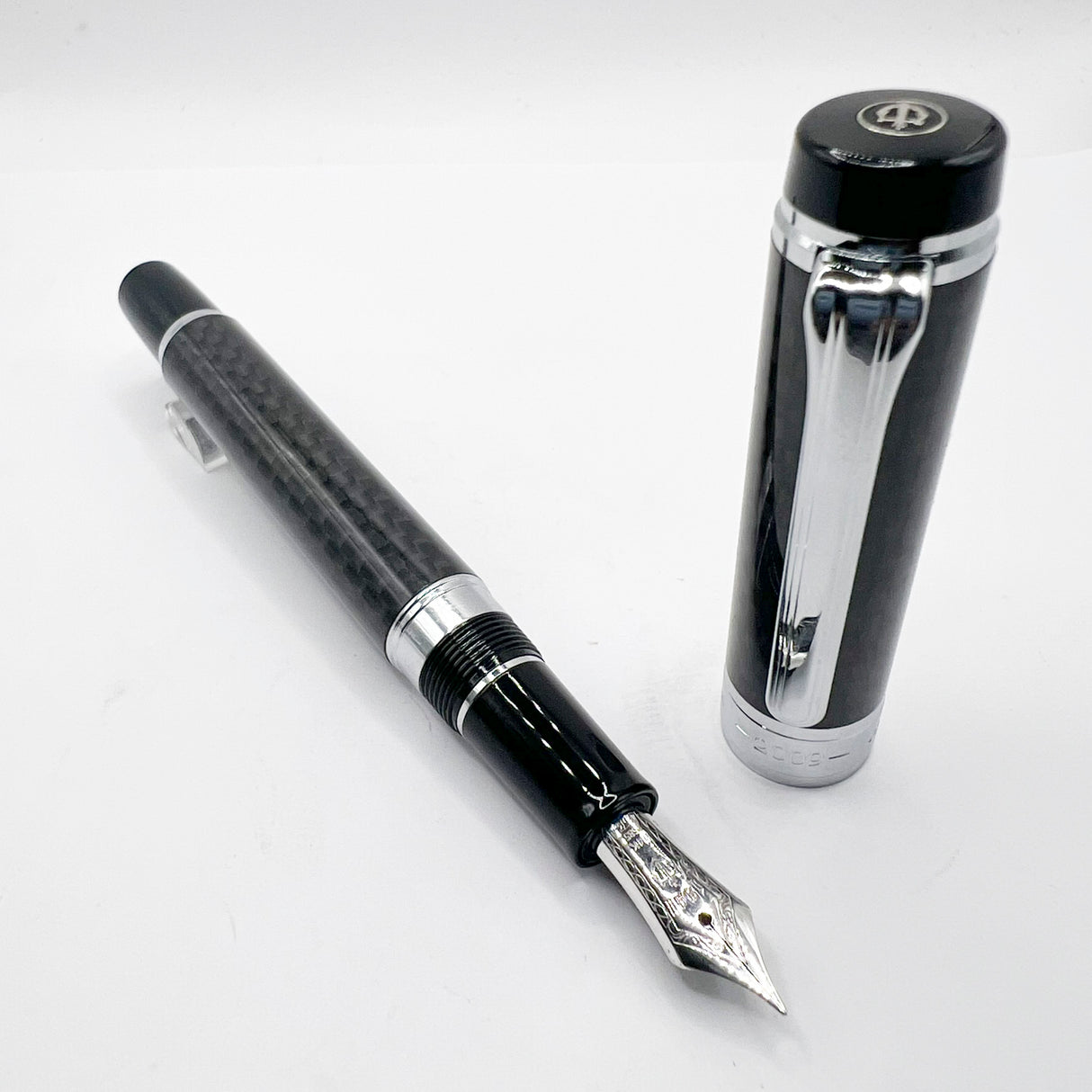 Sailor Collaboration with Yonex Carbon Graphite Fountain Pen - Medium 14kt Gold Nib