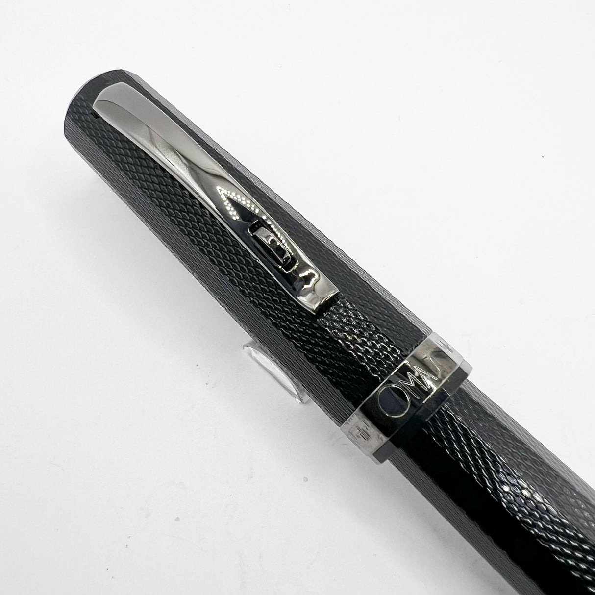 OMAS Arte Italiana "Noir" Large Paragon Guilloche Fountain Pen - Medium 18kt Gold Nib