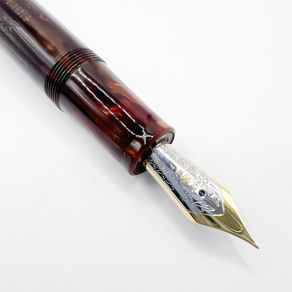 Stipula Early Etruria Variegated Burgundy & Amber Celluloid Fountain Pen- 9kt Gold Cap Band & Trim - Fine 18Kt Gold Nib
