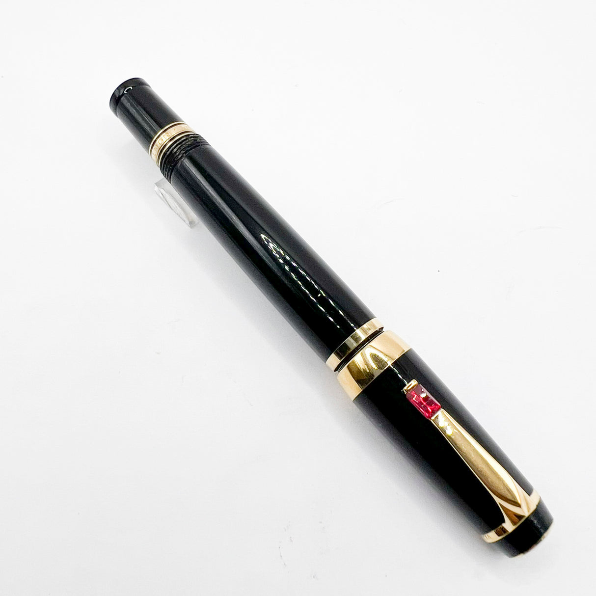 Montblanc Boheme Black Retractable Nib Fountain Pen- Fine 14 Kt Gold Nib