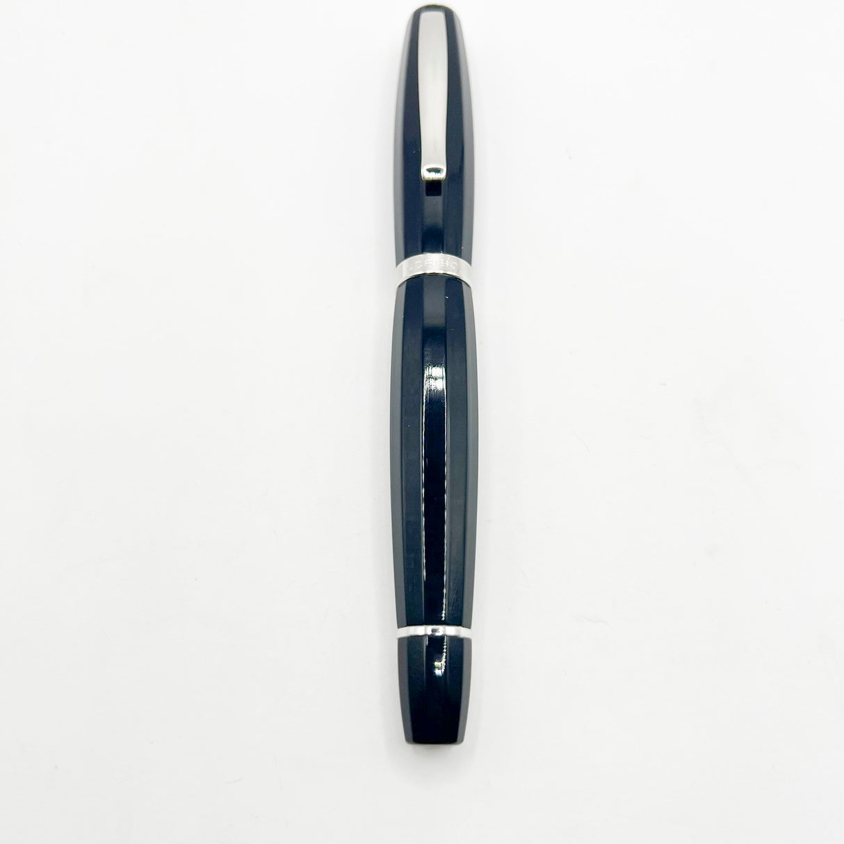 Scribo (Bologna) "Feel" Navy Blue Faceted Fountain Pen - Fine 18Kt Gold Nib