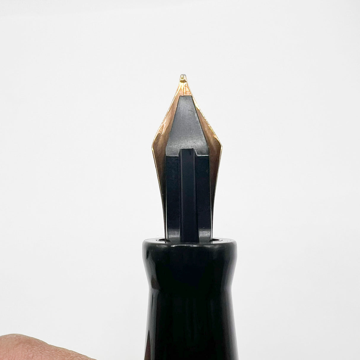 Visconti Copernicus Burgundy Celluloid Limited Edition Fountain Pen - Medium 18kt Gold Nib
