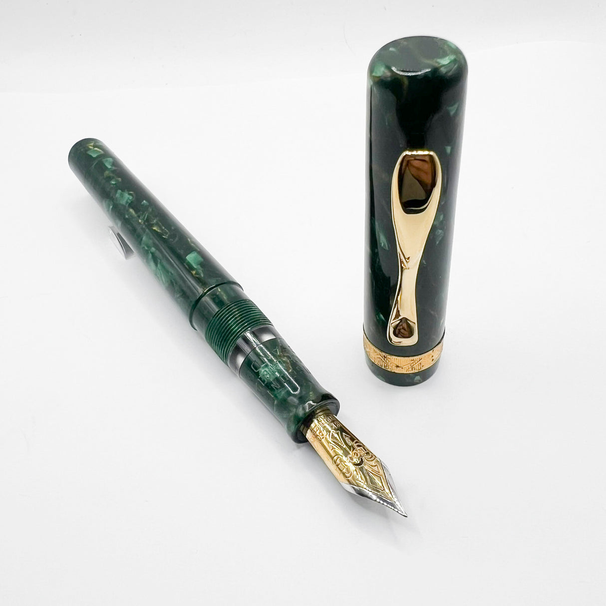 Visconti Limited Edition Michelangelo Grande Celluloid Fountain Pen - Medium 18kt Gold Nib