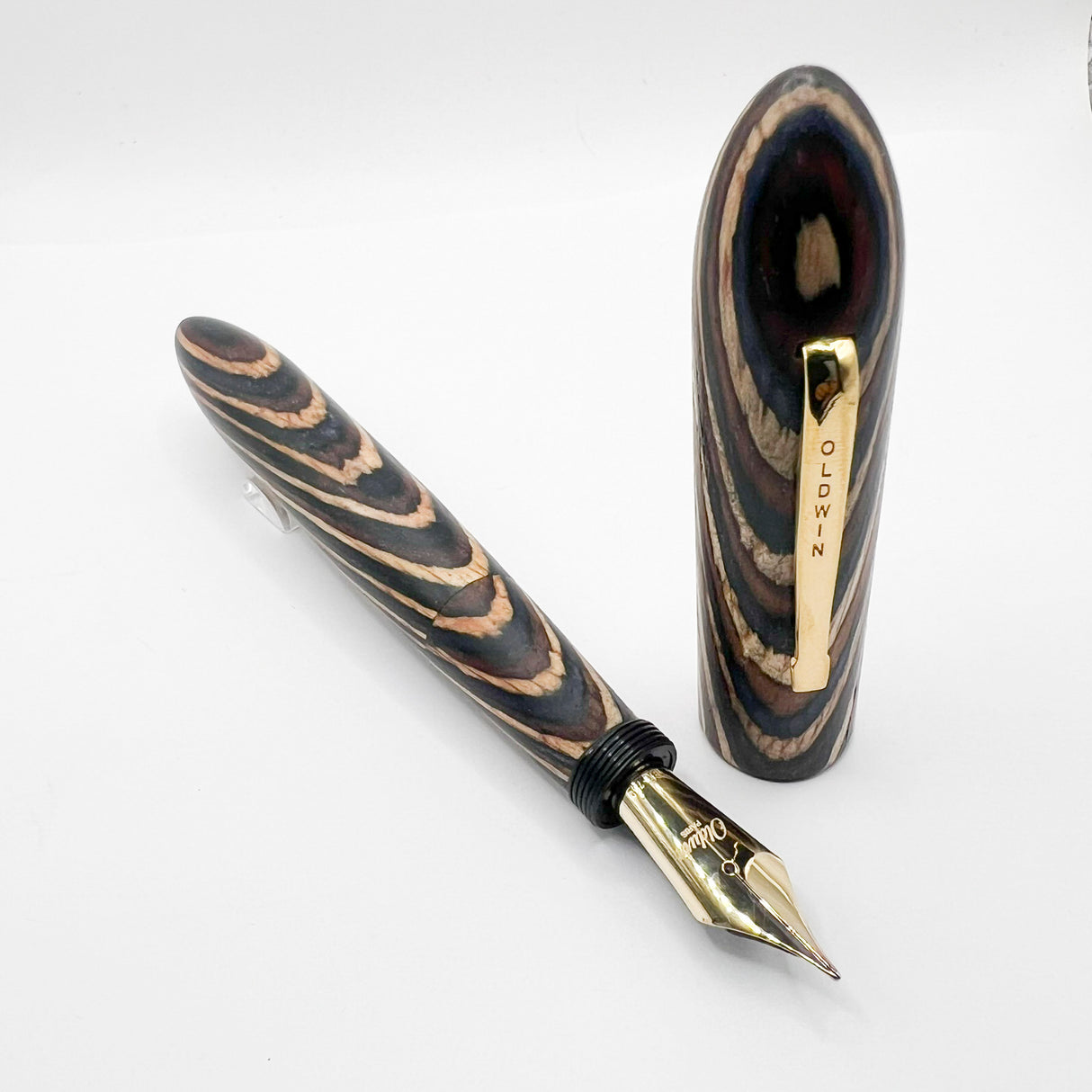 Oldwin (France) Oversized Wood Spina Fountain Pen - Flexible Large #8 Medium 18kt Gold Nib
