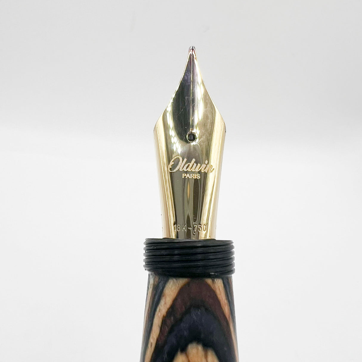 Oldwin (France) Oversized Wood Spina Fountain Pen - Flexible Large #8 Medium 18kt Gold Nib
