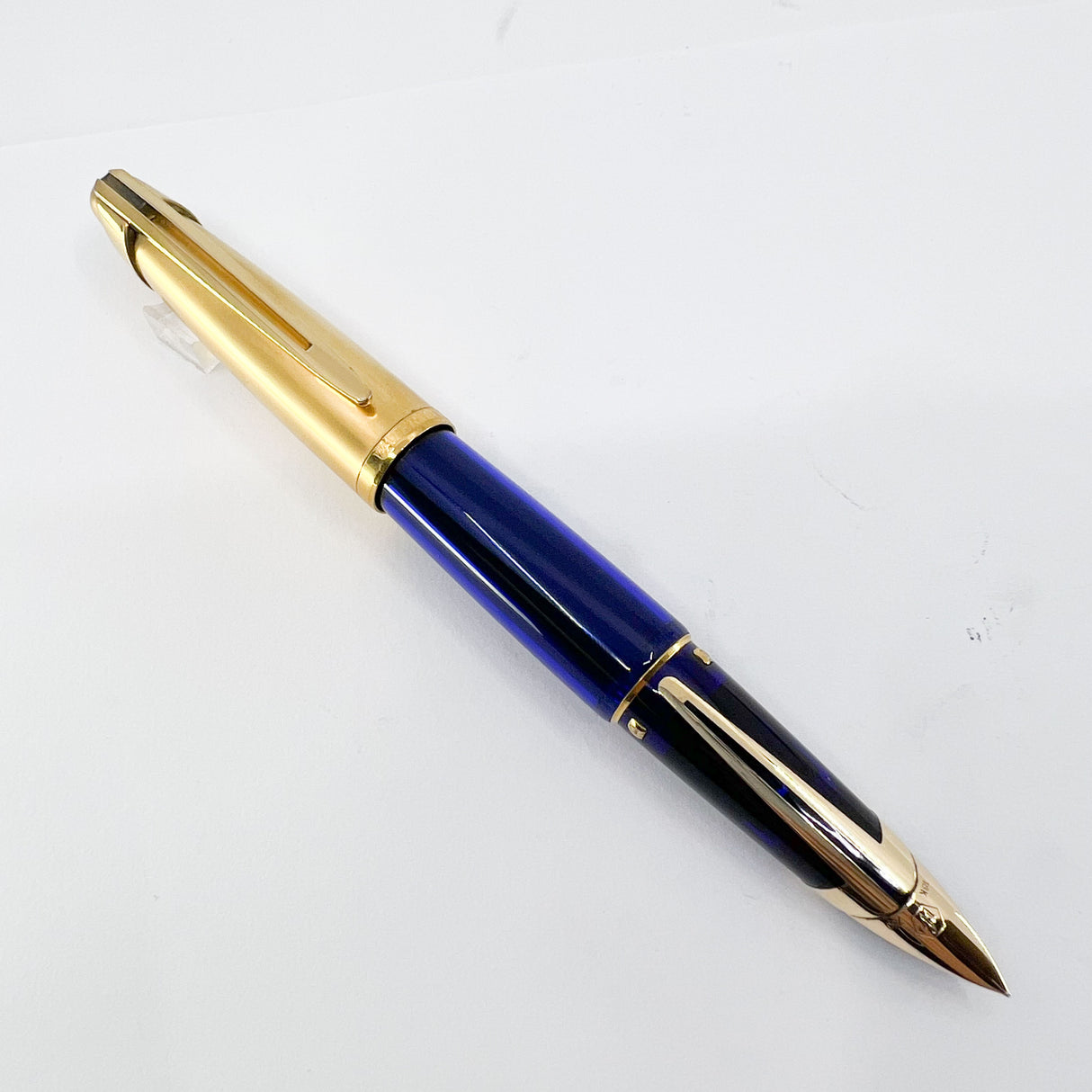Waterman Edson Blue Translucent Fountain Pen - Fine 18kt Gold Nib