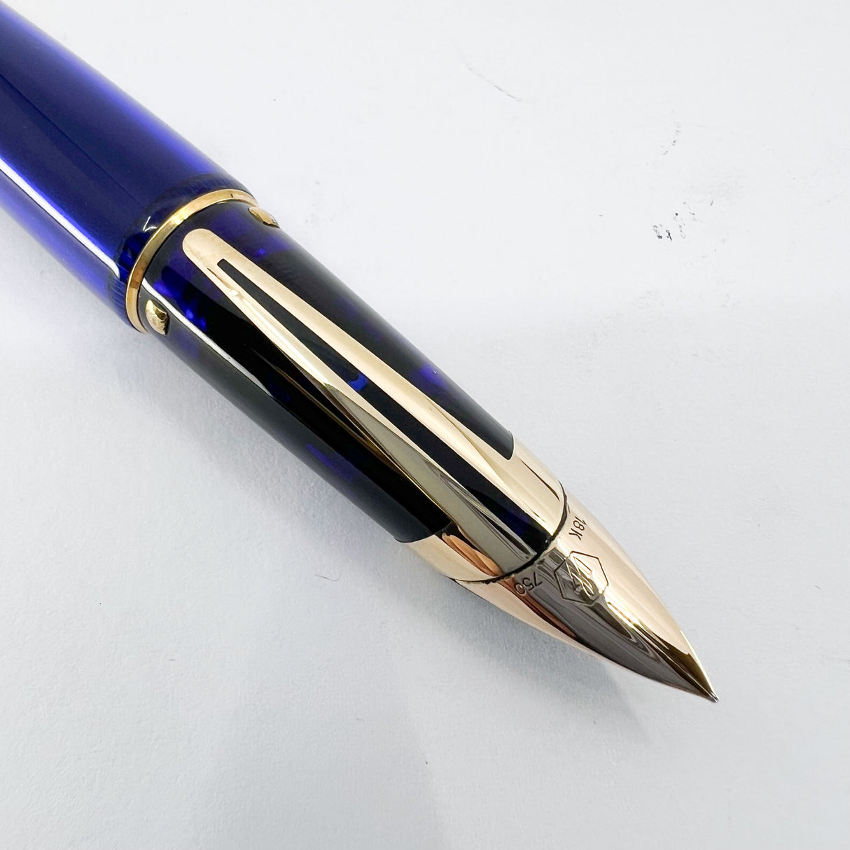 Waterman Edson Blue Translucent Fountain Pen - Fine 18kt Gold Nib