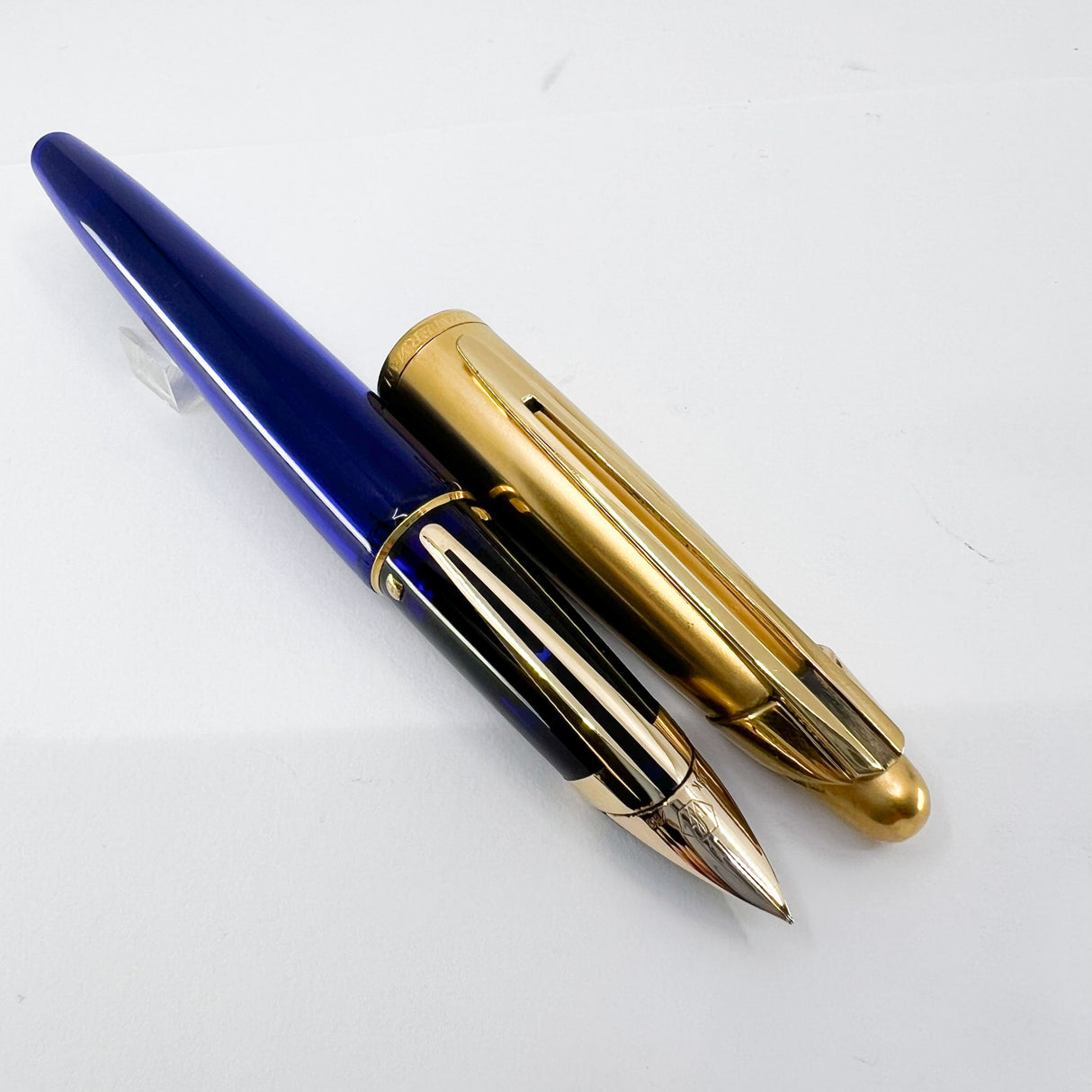 Waterman Edson Blue Translucent Fountain Pen - Fine 18kt Gold Nib