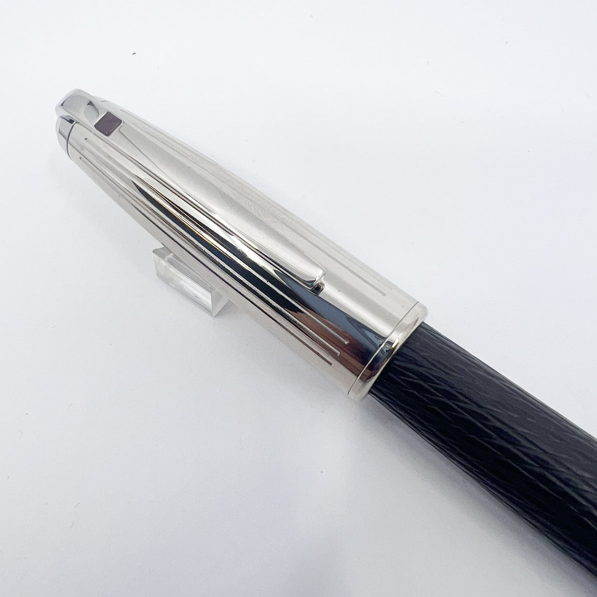 S. T. Dupont Orpheo Fountain Pen - Palladium Plated Cap - Textured Leather Barrel - Medium 18kt Gold Nib