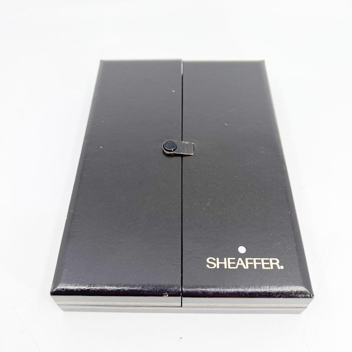 Sheaffer Sterling Silver "Top-of-the Line" Crest Fountain Pen - Fine 18kt Gold Nib (Circa 1990s)