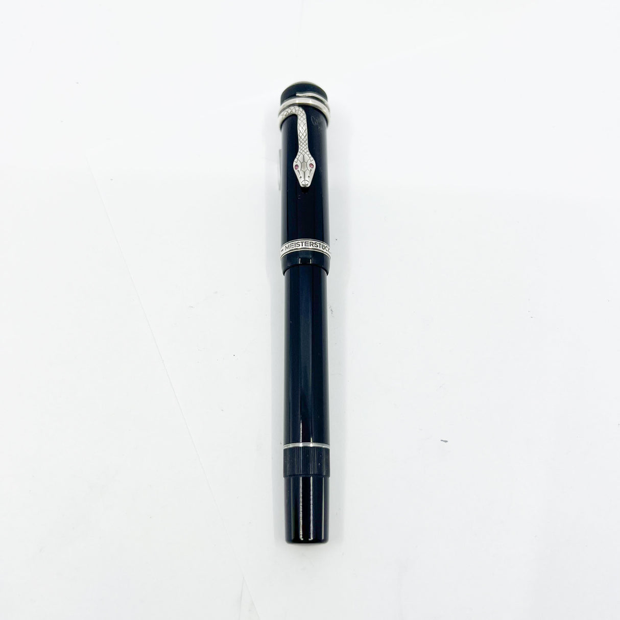 Montblanc Agatha Christie Sterling Silver Limited Edition Fountain Pen - Fine 18kt Gold Nib