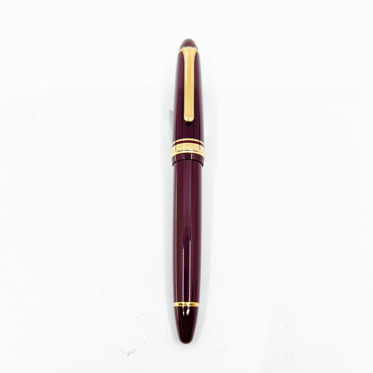 Sailor 1911 Standard Size Glossy Maroon Fountain Pen - Fine 14kt Gold Nib