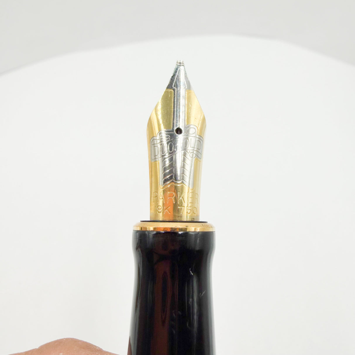Parker Duofold Centennial (Largest) Lustrous Pearl & Black Fountain Pen - Medium Italic 18kt Gold Nib