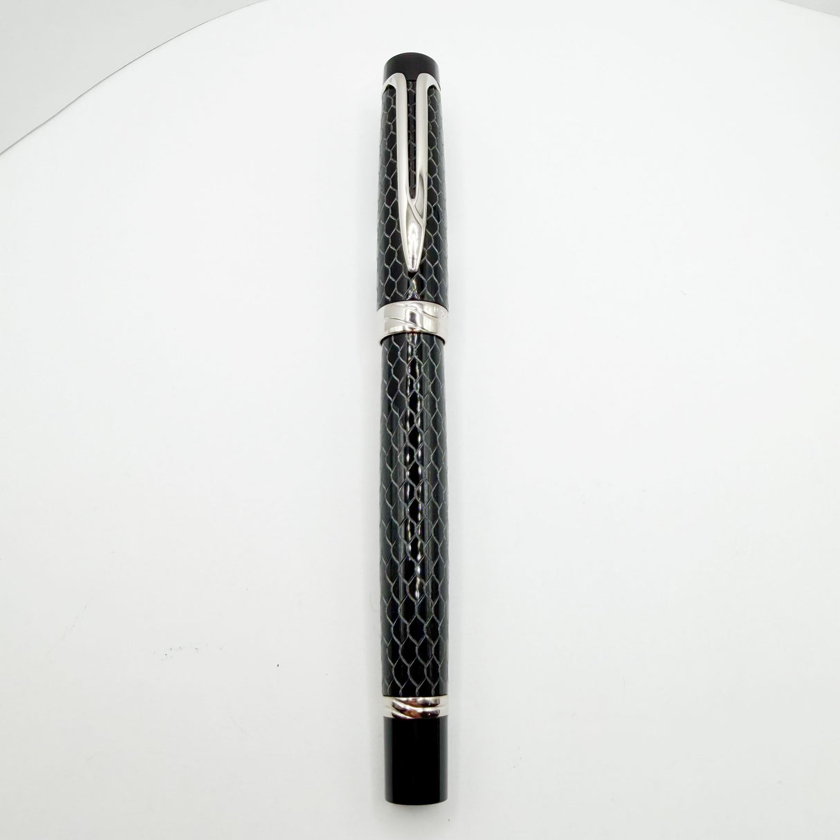 Waterman Liaison "Cobra" Fountain Pen - Fine 18kt Gold Nib - Rare, Especially in this Pristine Never-Used Condition!