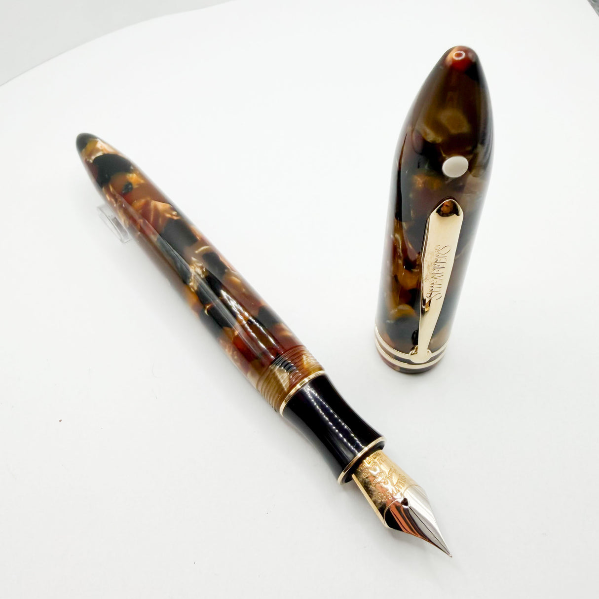 Sheaffer Amber Glow Balance II Fountain Pen - Extra Fine 18kt Gold Nib