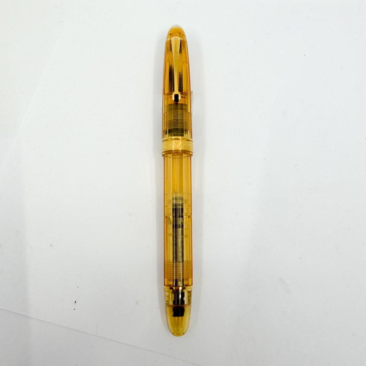OMAS "Vision" Ogiva Transparent Fluted Demonstrator Fountain Pen - Extra Fine 18kt Gold Nib