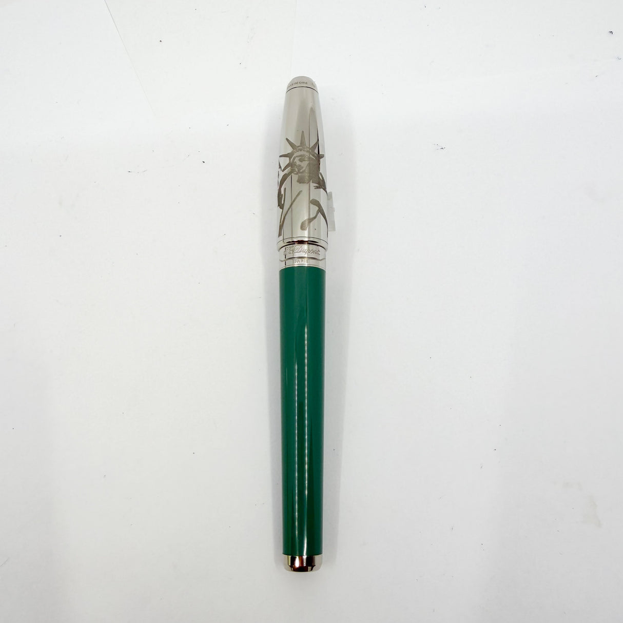 S.T. DuPont Statue of Liberty Limited Edition Fountain Pen - Medium 18kt Gold Nib