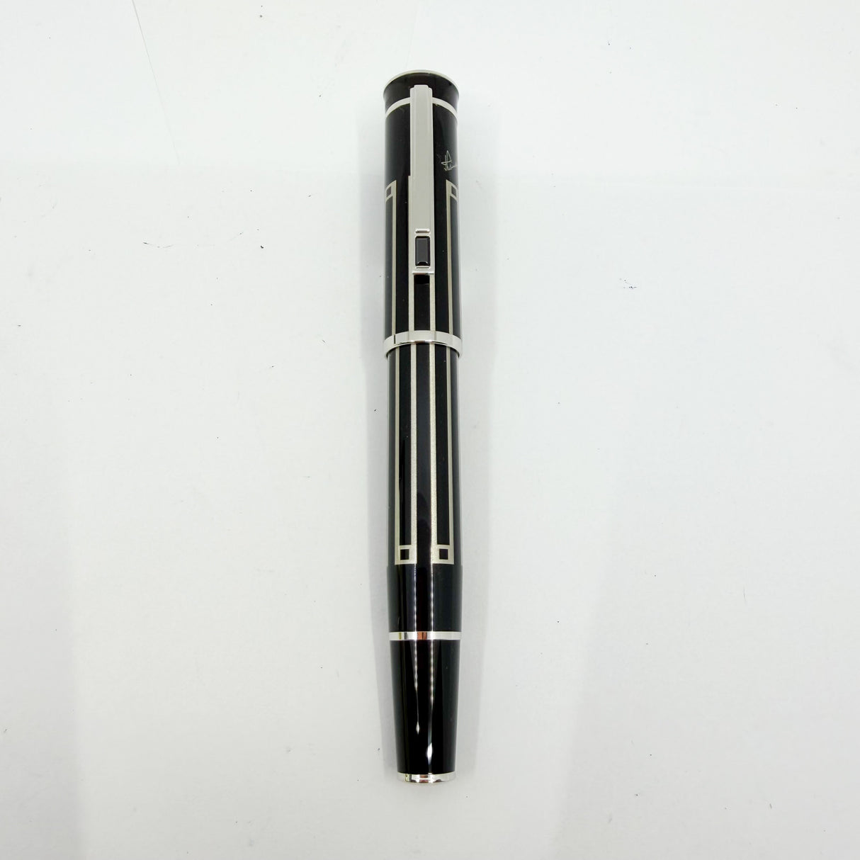 Montblanc Thomas Mann Writer's Limited Edition Fountain Pen - Medium 18kt Gold Nib
