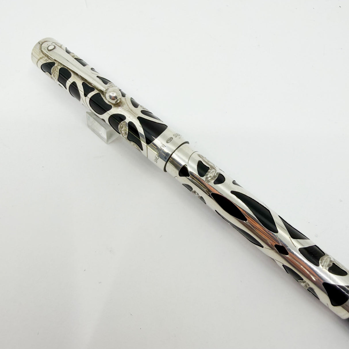 Sheaffer Nostalgia Sterling Silver Filigree Fountain Pen - Extra Fine 14kt Gold Nib