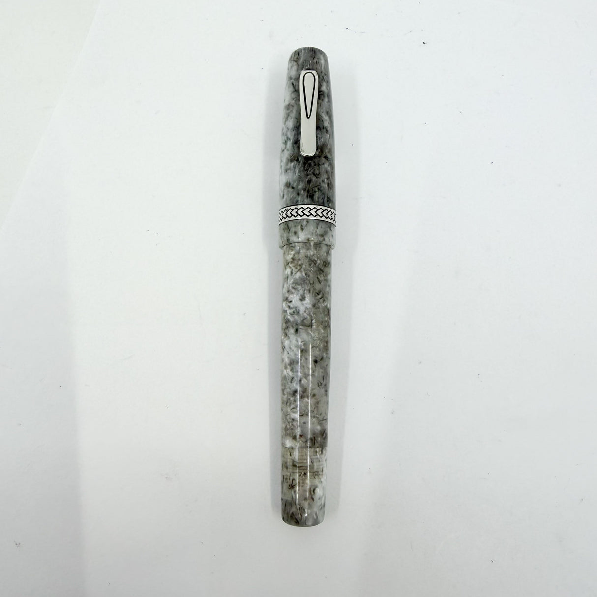 Krone Vintage Stretch "Flannel" Fountain Pen - Extra Fine 18kt Gold Nib