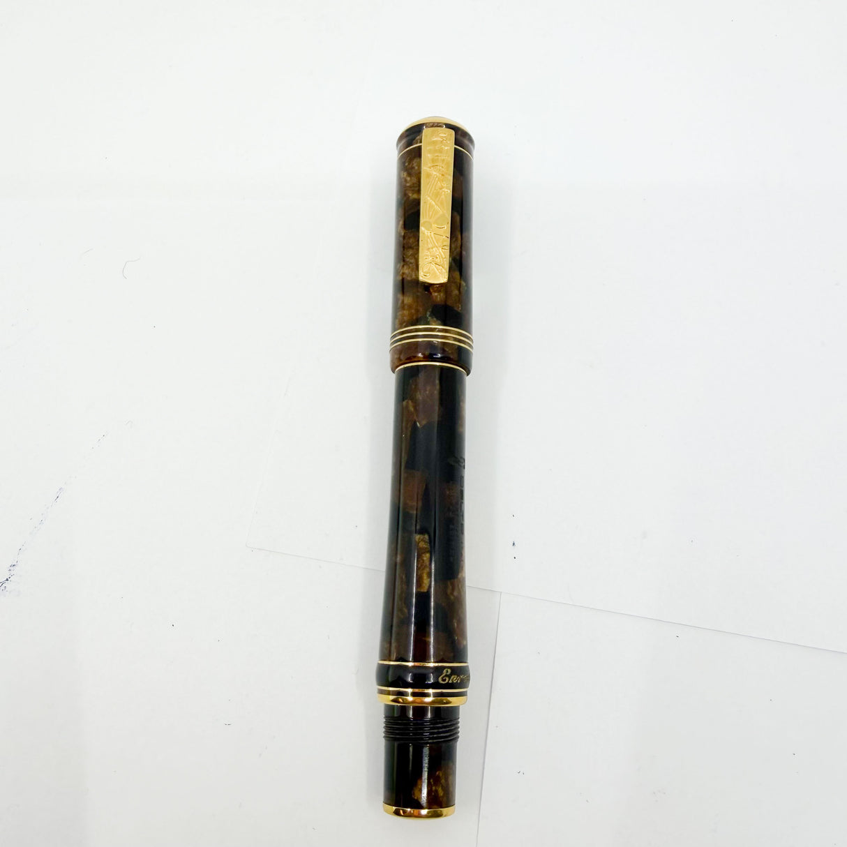Delta Enrico Caruso Celluloid Special Limited Edition Fountain Pen - Extra Fine 18kt Gold Nib