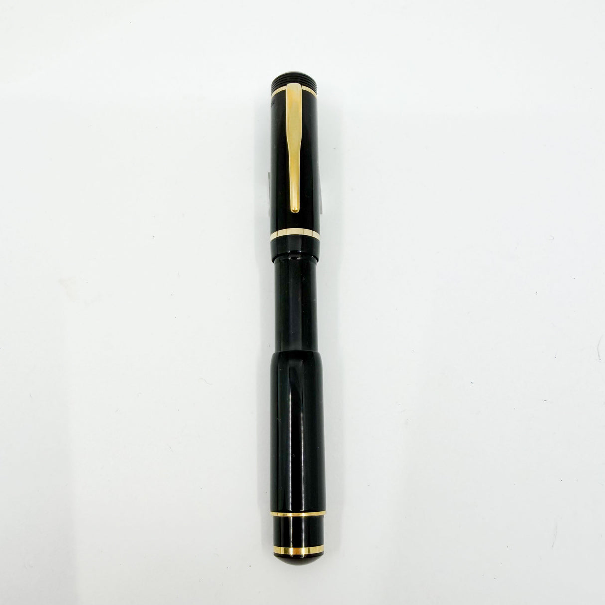 Montblanc Historical Limited Edition Fountain Pen Celebrating its 100th Anniversary - Fine 18kt Gold Retractable Nib