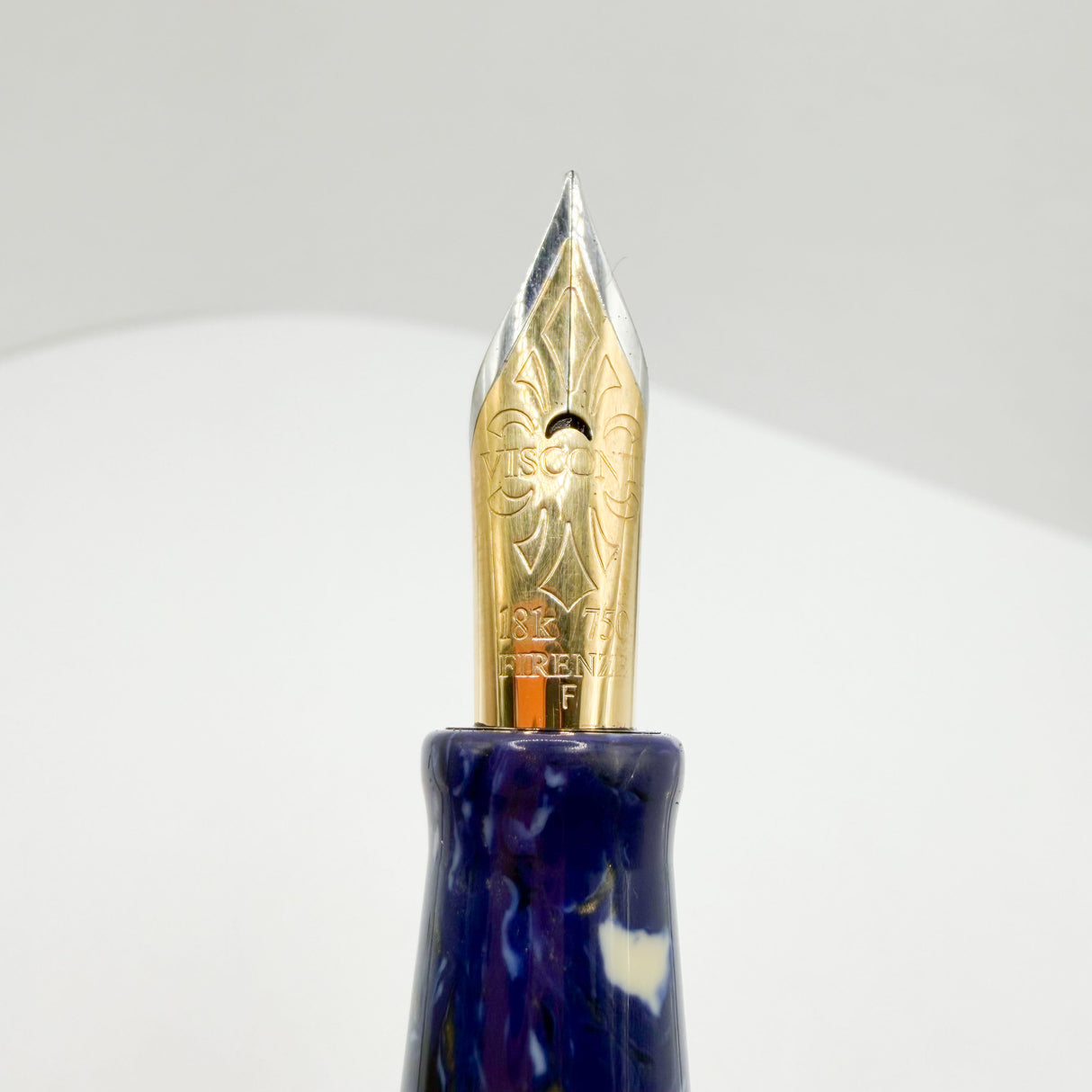 Visconti Voyager Lapis Blue Celluloid Fountain Pen - Fine 18kt Gold Nib