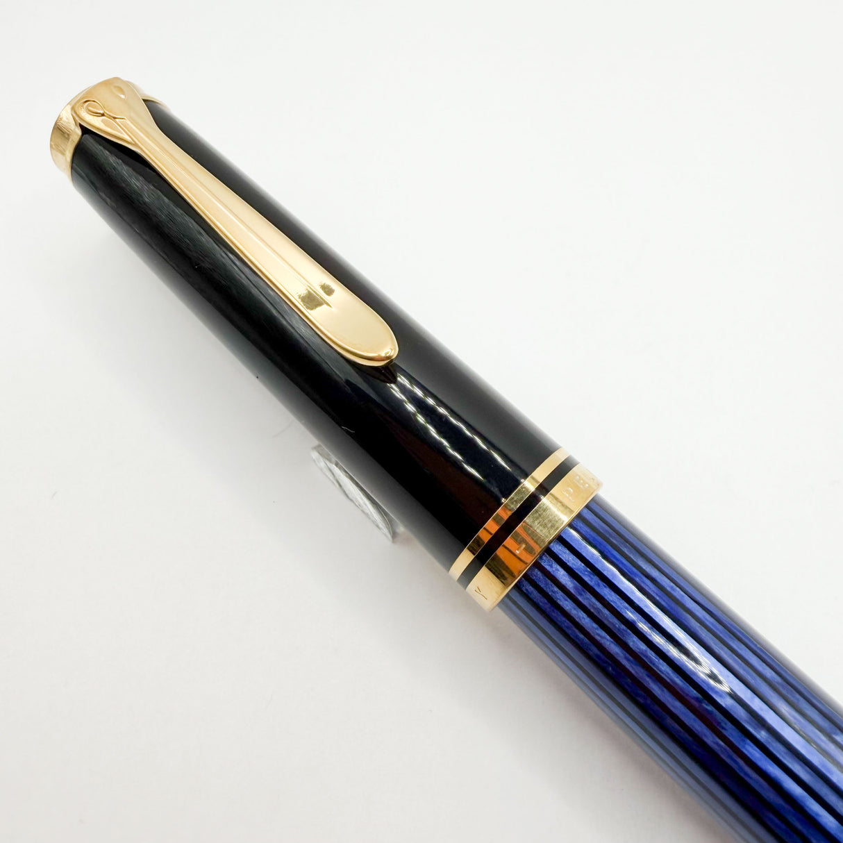 Pelikan R800 Blue Striped/Black Cap Rollerball