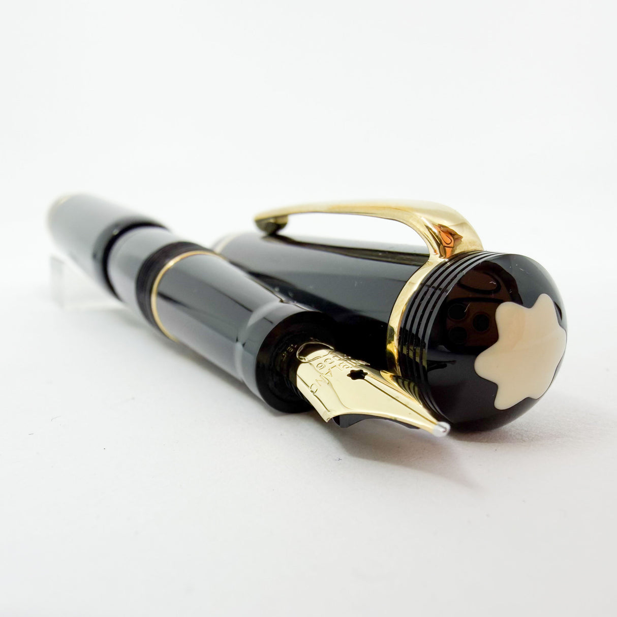 Montblanc Historical Limited Edition Fountain Pen Celebrating its 100th Anniversary - Fine 18kt Gold Retractable Nib