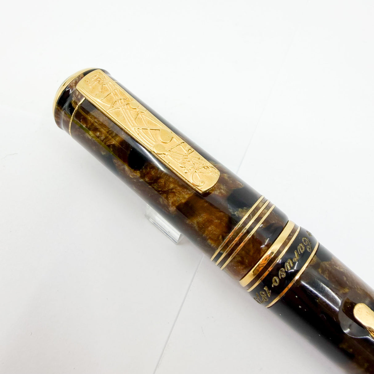 Delta Enrico Caruso Celluloid Special Limited Edition Fountain Pen - Extra Fine 18kt Gold Nib
