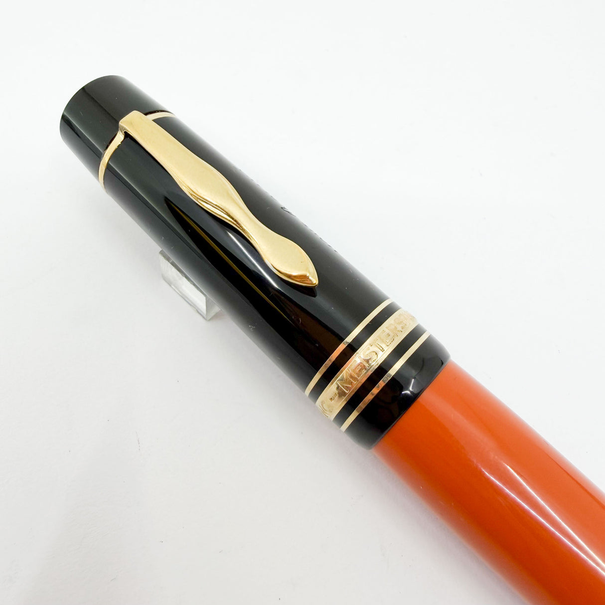 Montblanc Ernest Hemingway Writer Series Limited Edition Fountain Pen - Fine 18kt Gold Nib