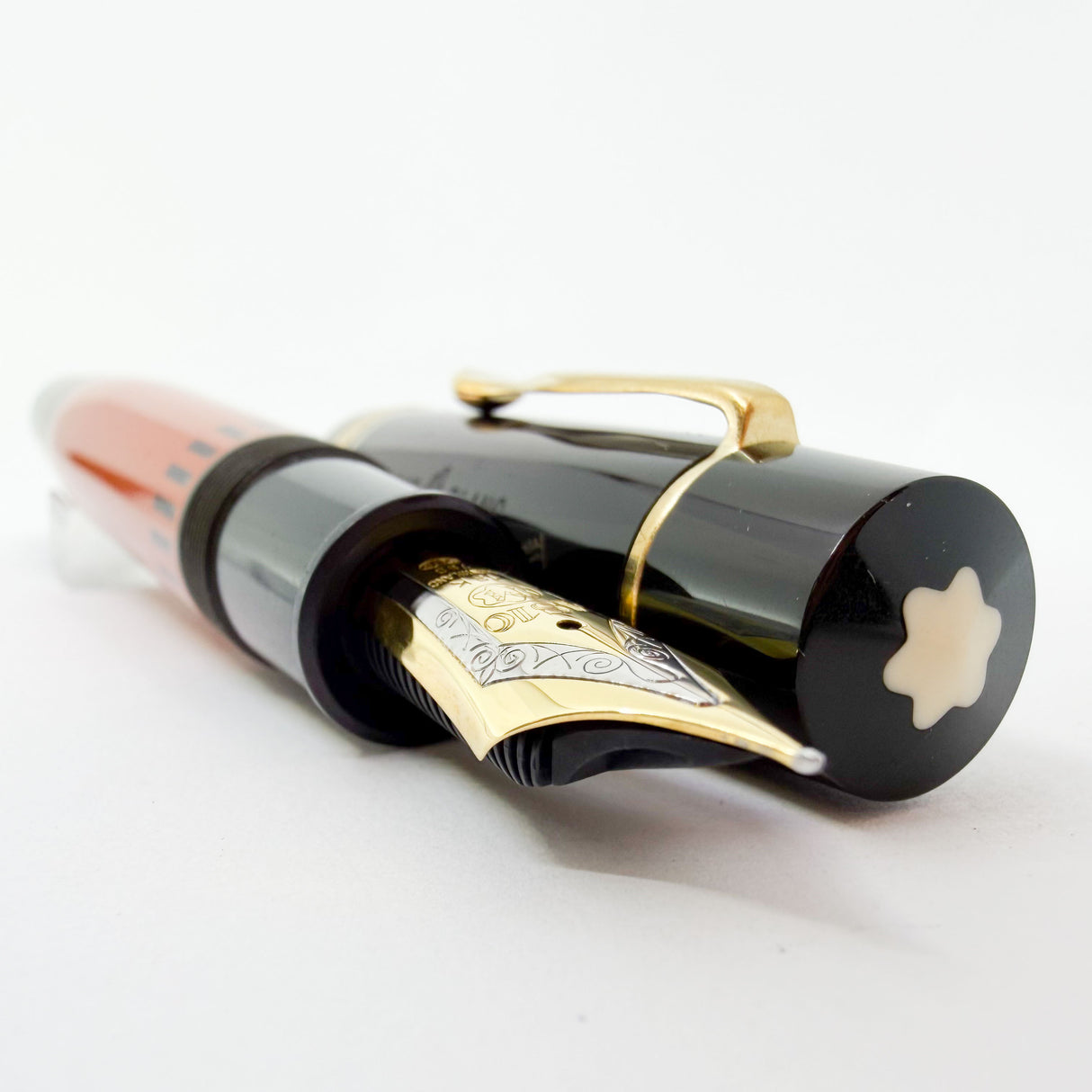 Montblanc Ernest Hemingway Writer Series Limited Edition Fountain Pen - Fine 18kt Gold Nib