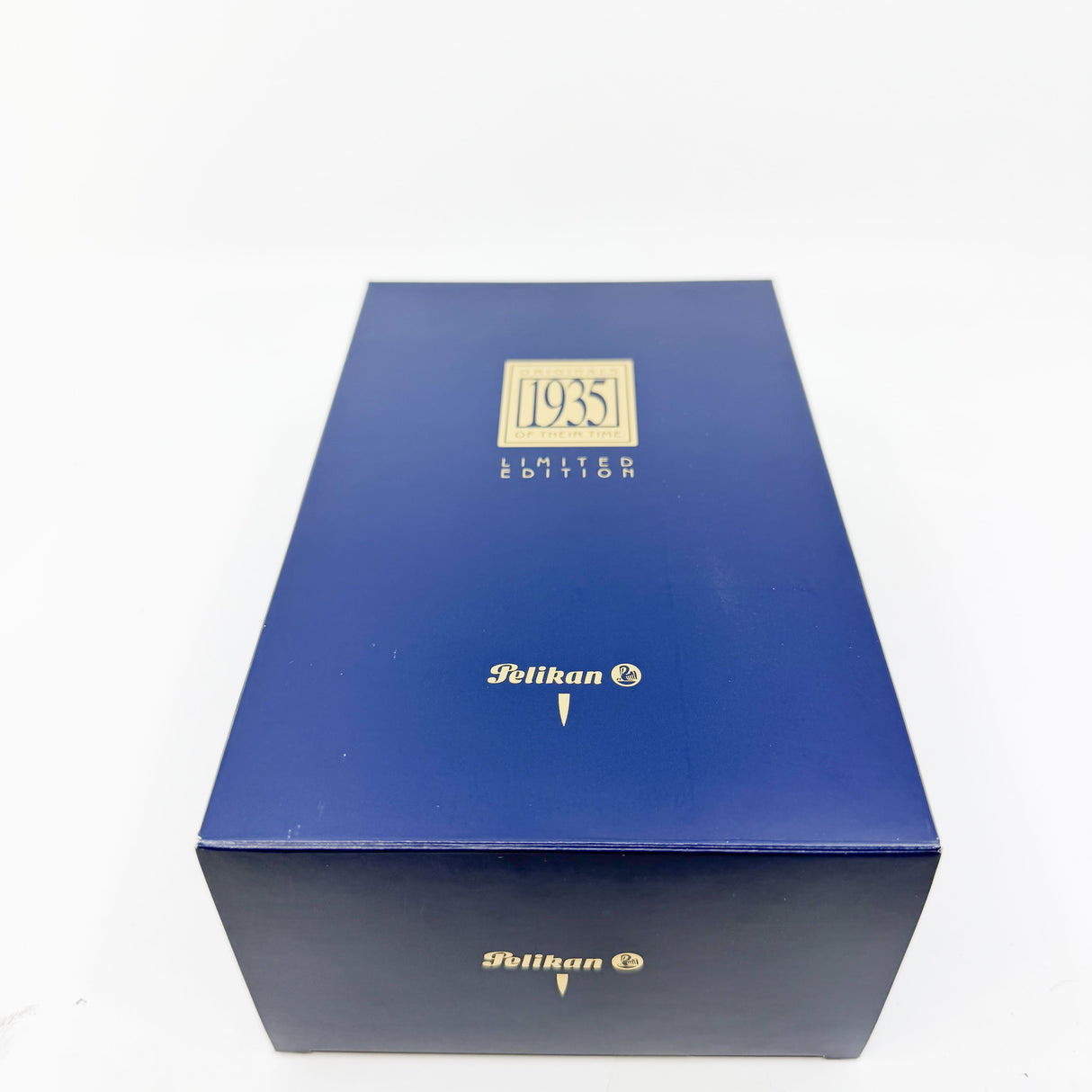 Pelikan Lapis Blue Celluloid (1935 Originals of their Time) Limited Edition Fountain Pen - Fine 18kt Gold Nib