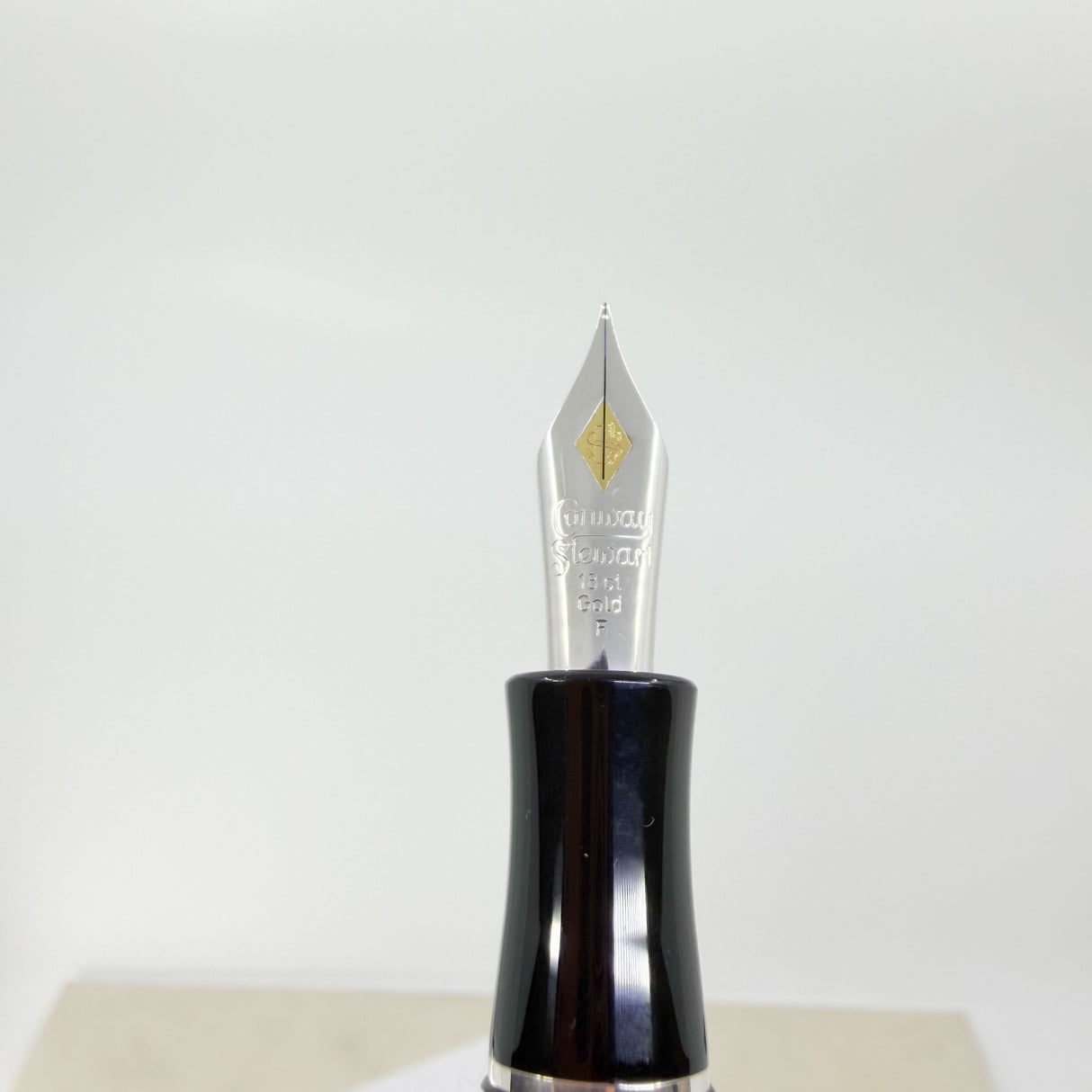 Conway Stewart Duro Heritage Etched Black Limited Edition Fountain Pen - Fine 18kt Gold Nib