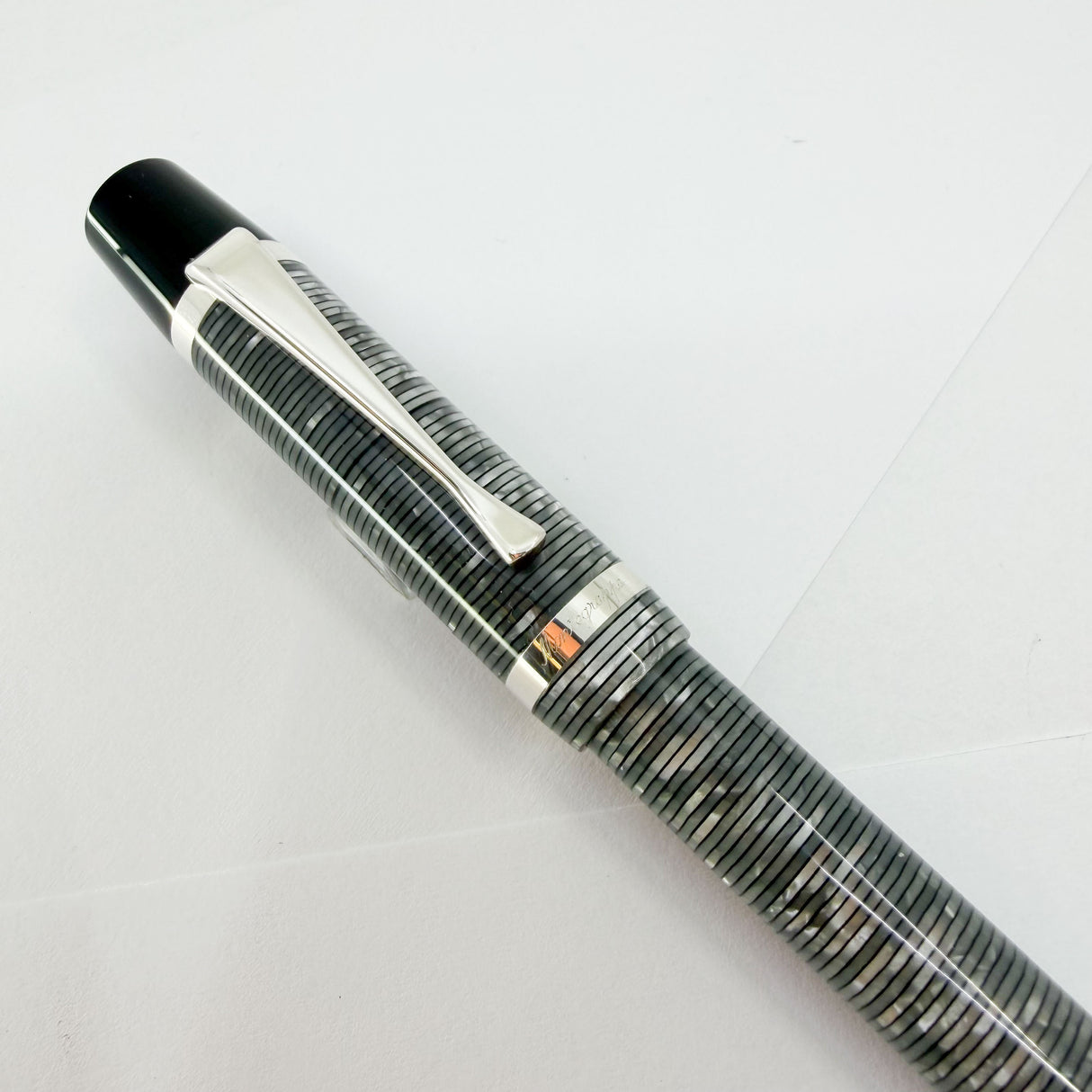 Montegrappa Nazionale Flex Shiny Circles Celluloid Limited Edition Fountain Pen - Flexible Fine 14kt Gold Nib