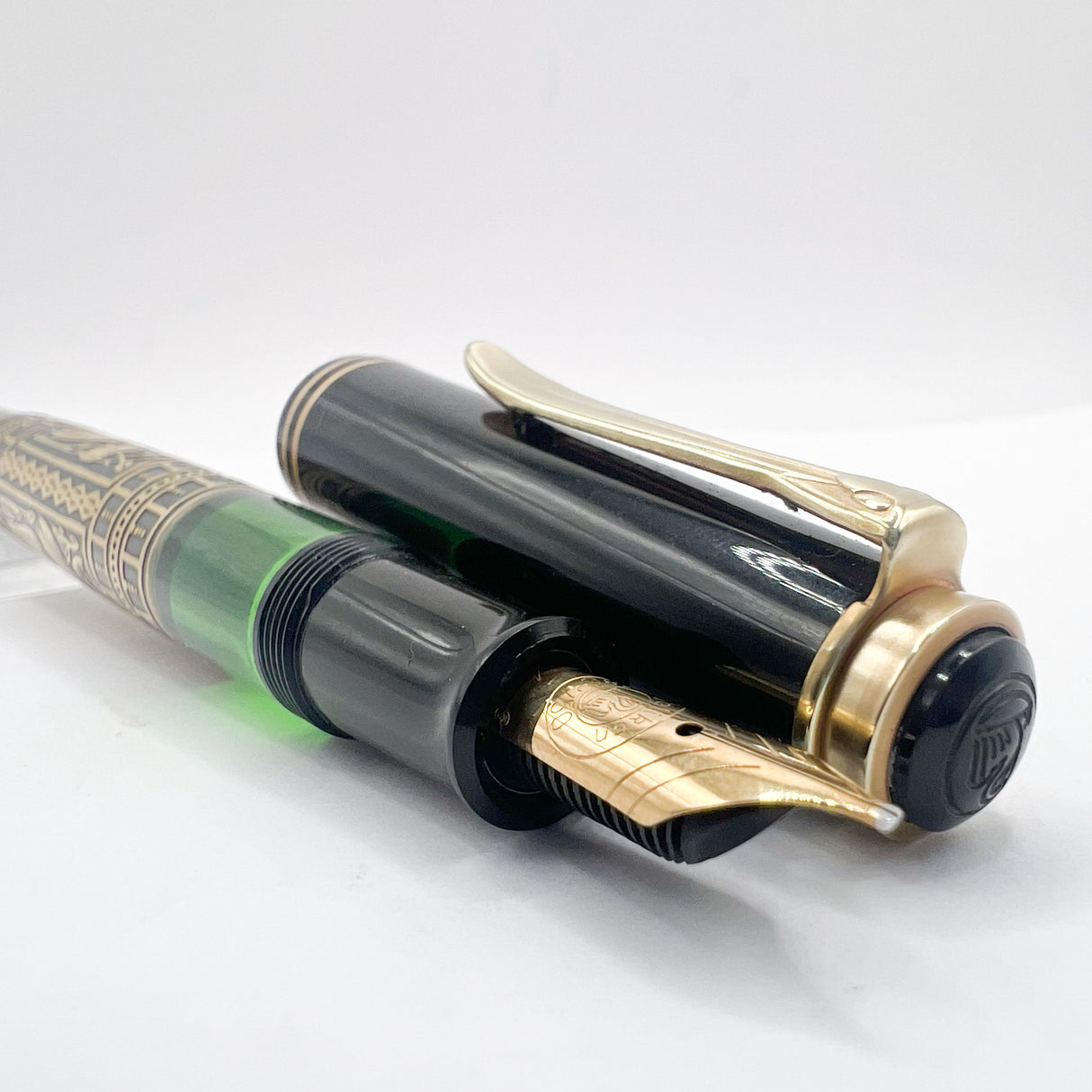 Pelikan M700 Toledo Fountain Pen - Medium 18kt Gold Nib