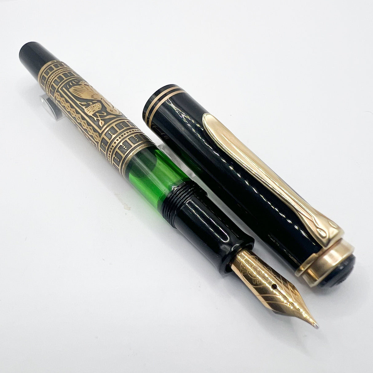 Pelikan M700 Toledo Fountain Pen - Medium 18kt Gold Nib