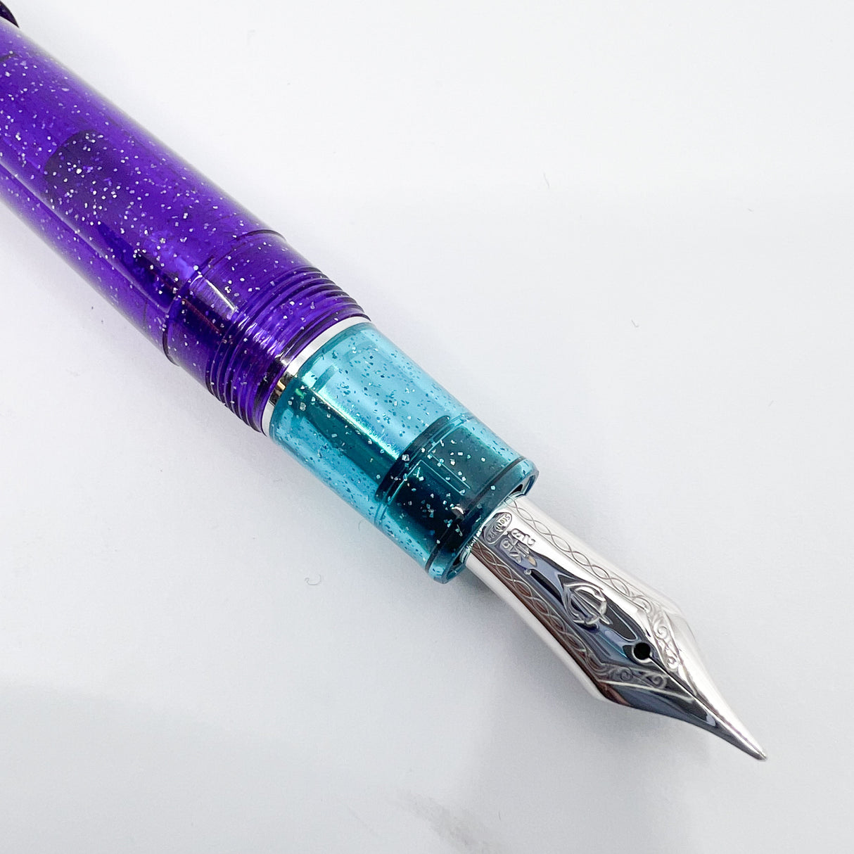 Sailor Purple Northern Lights Pro Gear Fountain Pen - Broad 21kt Gold Nib